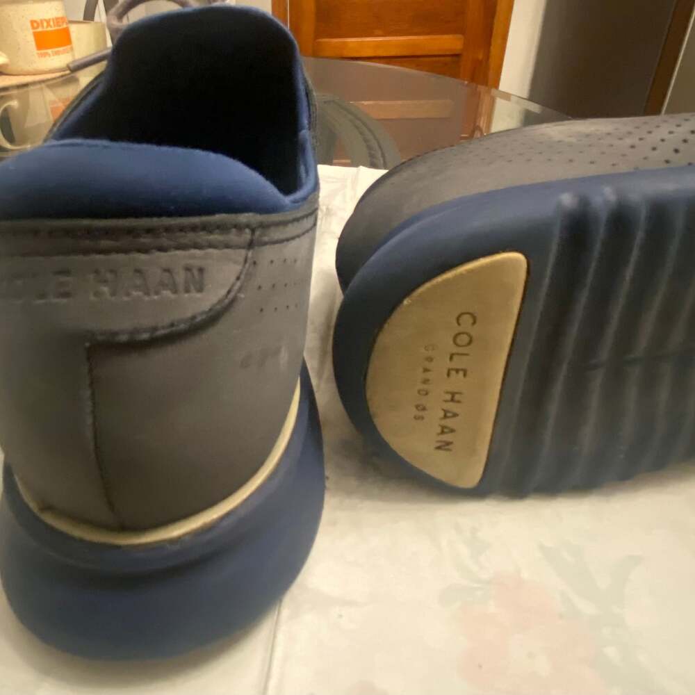 Cole Haan 2.ZEROGRAND Laser Wingtip Oxford Gray Suede Blue Sole C26034 Men's 8.5